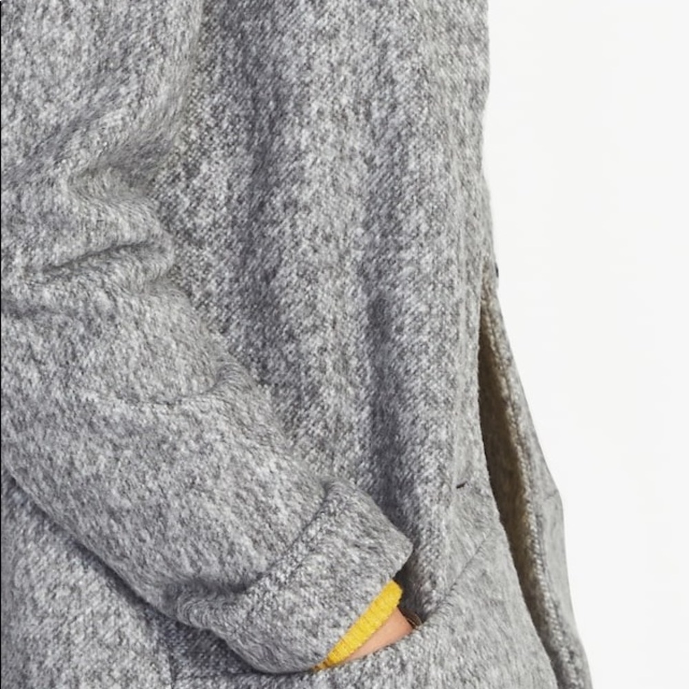 ON Everyday Coat in Heather Gray - Picture 5 of 5